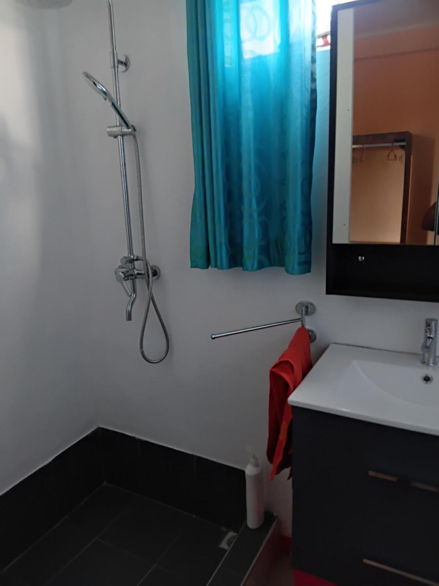 Residence Des Cascades Surinam Zimmer foto